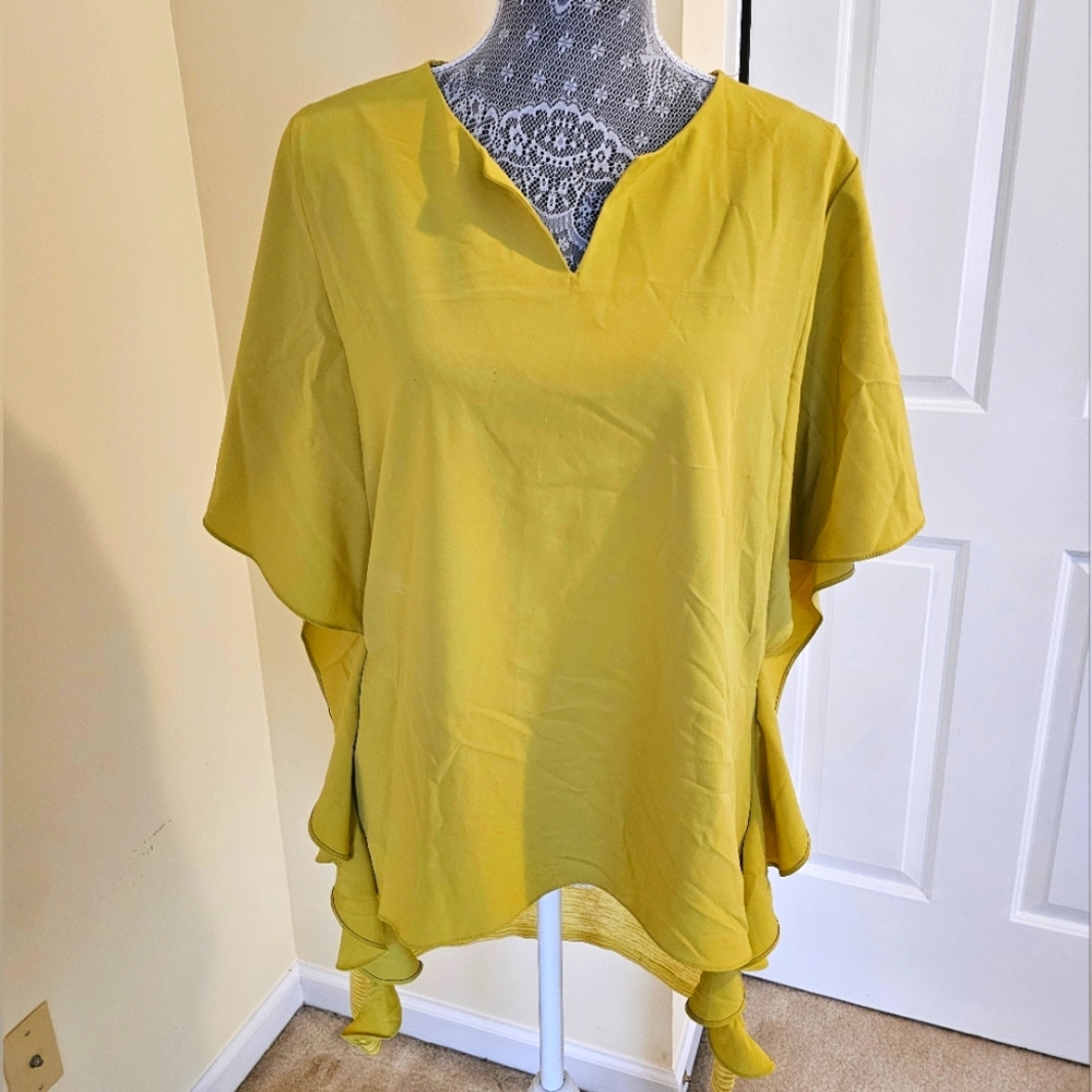 Hi Low ruffle sleeve blouse
